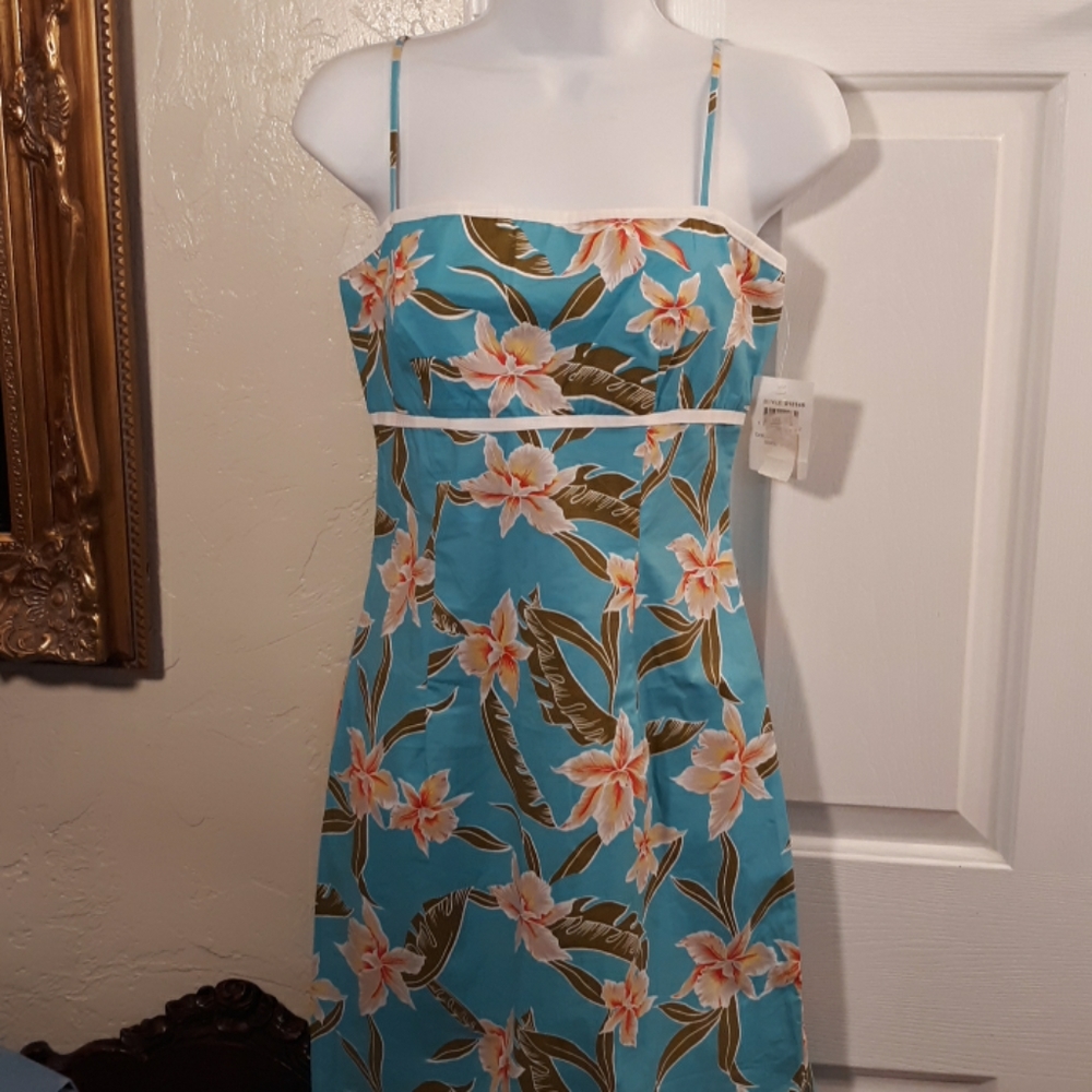 B. Darlin Floral Dress NWT